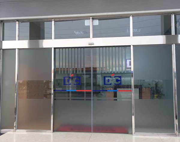 Đơn vị thi công cửa kính tại Bắc Ninh, lh 0964 767 983